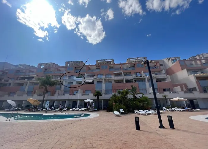 Apartamento Exclusivo Con Vistas A La Piscina